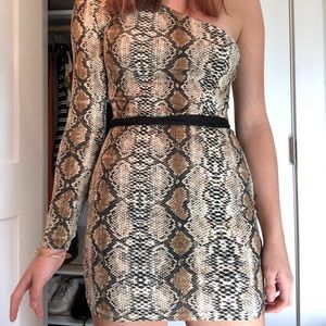 Cute modern snake pattern asymmetrical dress